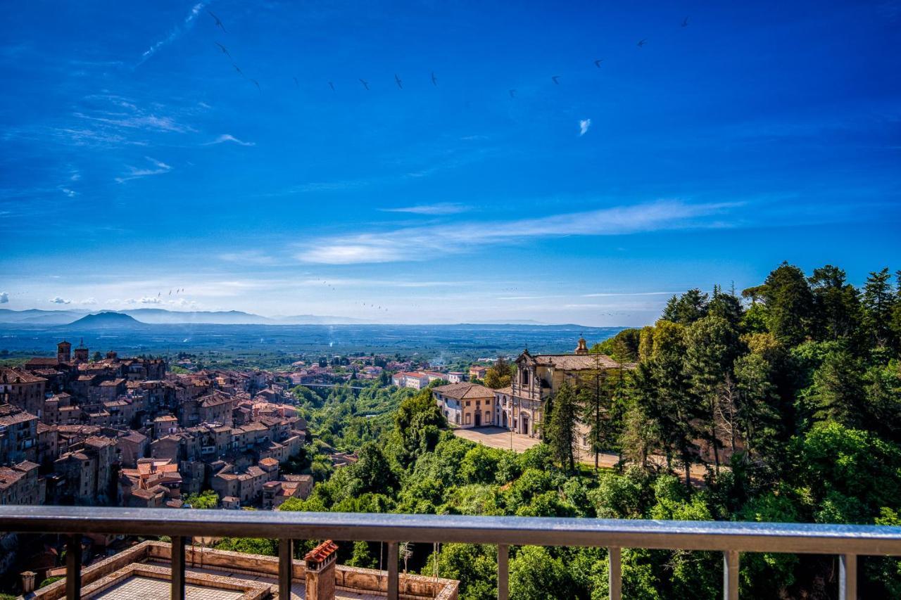 Casa Checca Appartamenti Per Vacanze Caprarola Kültér fotó