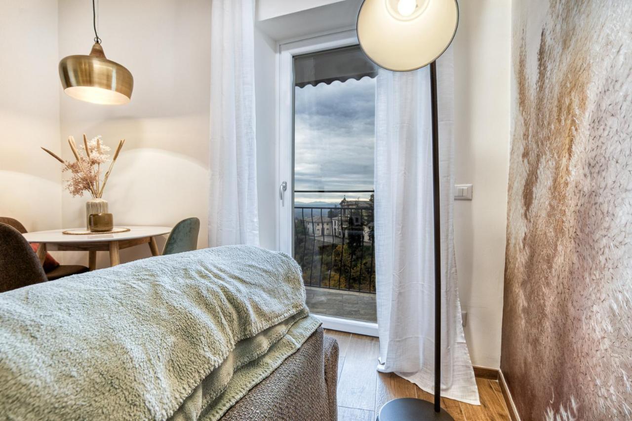 Casa Checca Appartamenti Per Vacanze Caprarola Kültér fotó