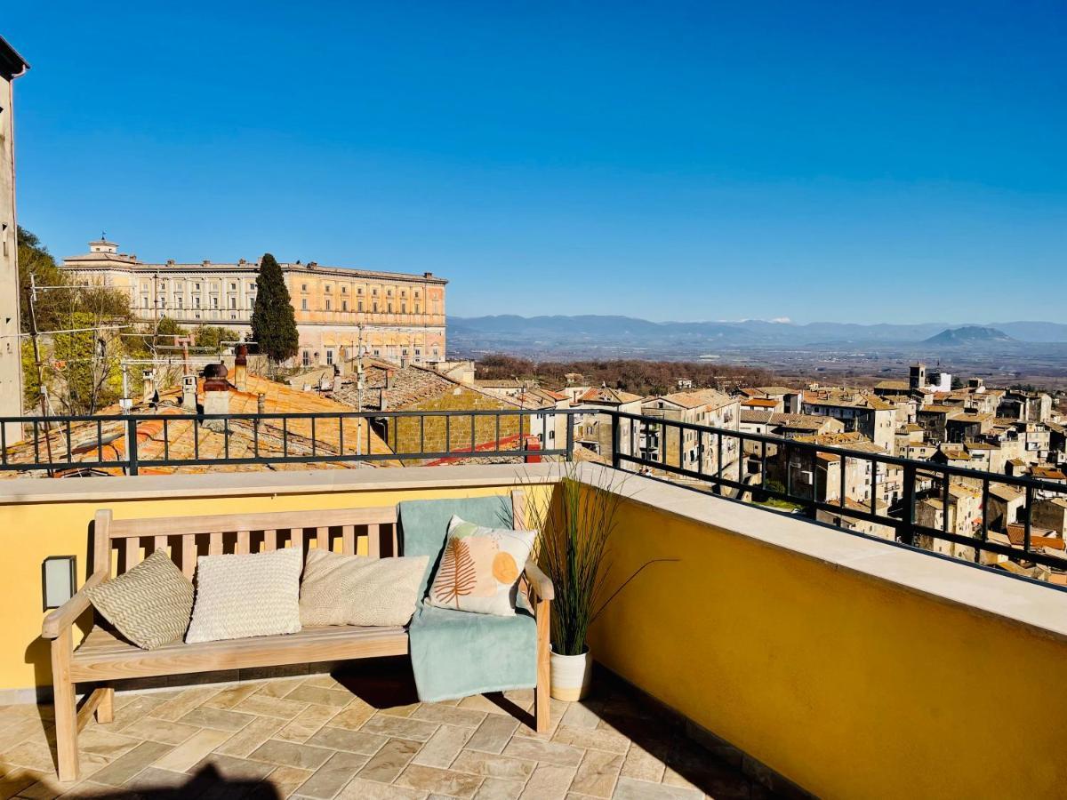 Casa Checca Appartamenti Per Vacanze Caprarola Kültér fotó