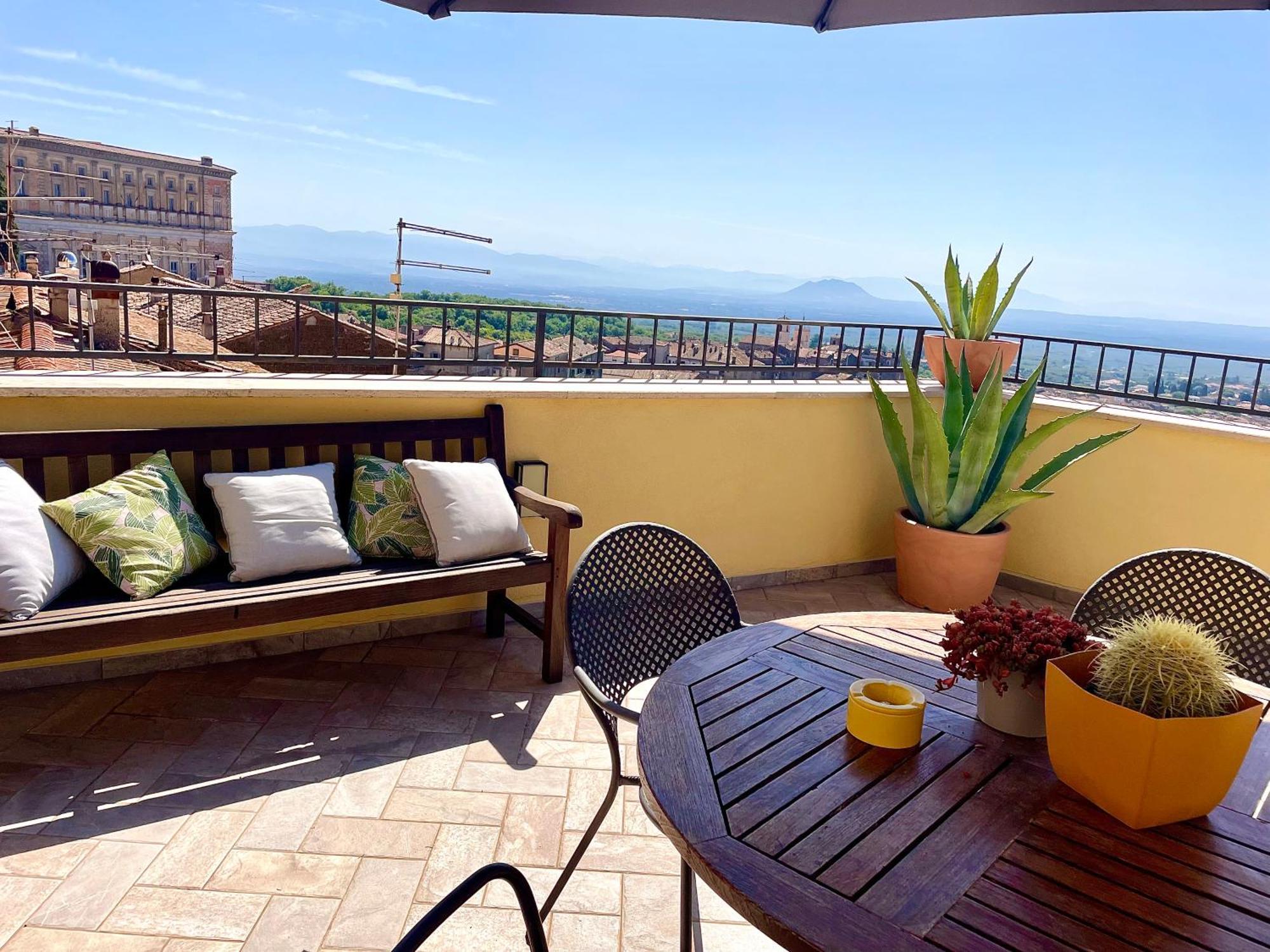 Casa Checca Appartamenti Per Vacanze Caprarola Kültér fotó